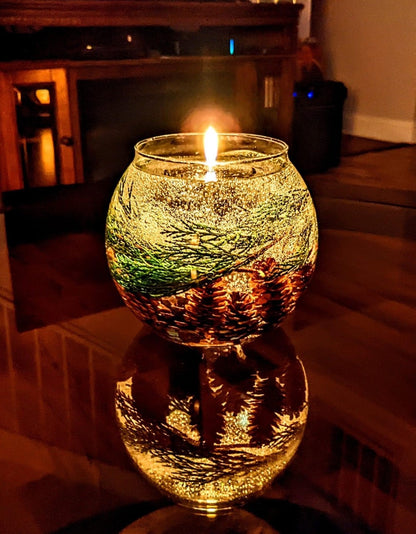 Cedar & Pinecones Round Candle